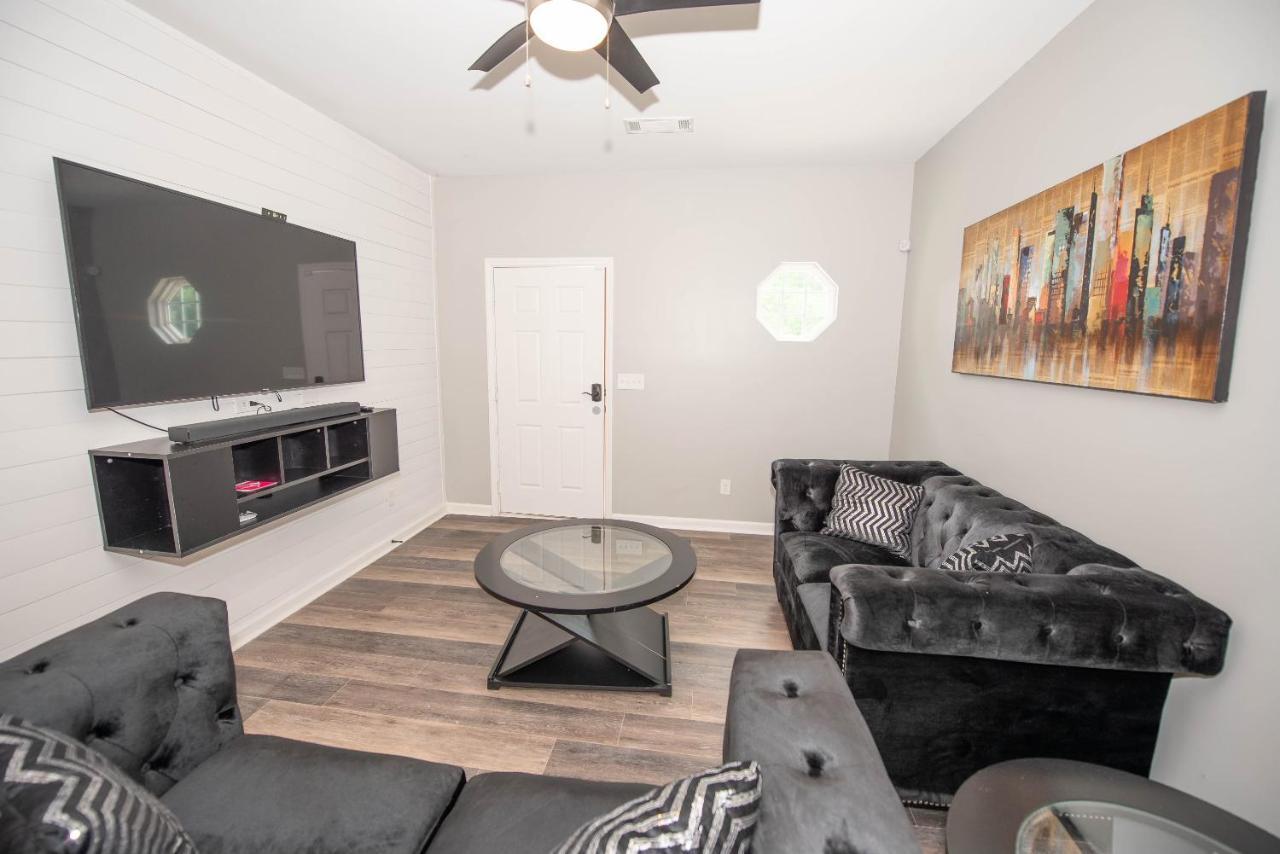 Apartment Campbellton Rd A